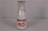 Bateson's Model Dairy Wingham Round Pint