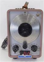 * HP Model 200CD Wide Range Oscillator for Ham
