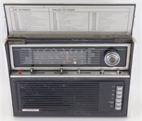 * Stewart Model #2947 Multiband Radio AC/DC -