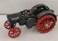 IHC Titan 10-20 Tractor