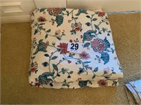 Floral Quilt Throw (US Landing)