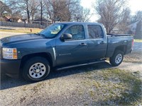 2012 Chevrolet 2WD. LOW MILES- NO RESERVE