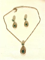 Vintage Pear Cut Emerald Necklace & Earrings Set
