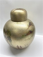 HAND&WATER PAINTED URN