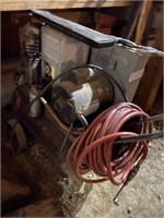 Working- Air compressor, hose + attachments
