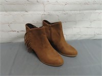 New Report Booties Size 7