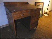 Oak Desk-oak Knee Hole