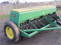 John Deere 8200 12' Drill