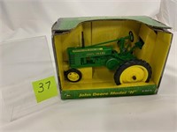 John Deere Model H