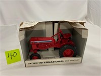 International Cub Tractor 1976 - 1979