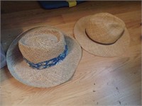 Misc straw hats lot