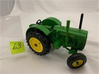 John Deere Model-D Tractor SE 2005 CIFES