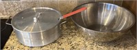 Large stainless mixing bowl/stove top fryer