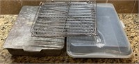 Metal cake pans/wire racks