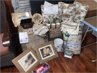 PALM AND ISLAND THEMED DECORATOR LOT