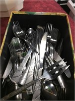 Box lot of utensils
