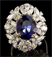 14kt gold 7.99 ct Oval Sapphire & Diamond Ring