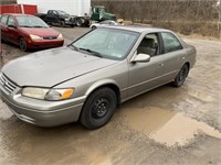 1997 TAN TOYOTA CAMRY WITH 211,450 MILES