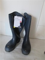 NEW STEEL TOE RUBBER SAFETY  BOOTS SIZE 03