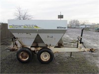 Willmar Super 500 Fertilizer Spreader