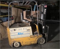 BAKER Forklift