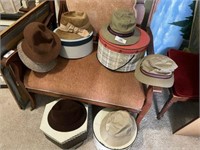 6 Vintage Hats w/4 Boxes