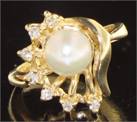 14kt Gold Natural 6.5 mm Pearl & Diamond Ring