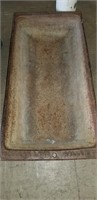 WESTERNLAND CAST IRON FEEDING TROUGH