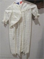 VINTAGE CHRISTENING GOWN WITH BONNET 29"