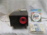 VINTAGE VIEWMASTER PROJECTOR WITH BOX AND