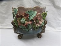 BEAUTIFUL VINTAGE MAJOLICA FOOTED PLANTER