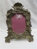VINTAGE ORNATE FRENCH STYLE BRONZE FIGURAL SAVER