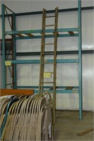 B43 Wooden Ladder