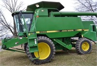 1991 John Deere 9600 Combine