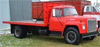 1975 International Loadstar 1600 Grain Truck