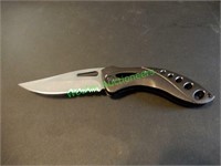 Pocket Knife Camillus Titanium Lockblade