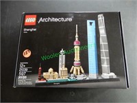 Lego Architecture - Shanghai Includes LED Lightint