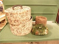 HAT BOX WITH 2 HATS