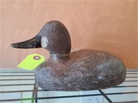 WOOD CARVED DUCK DECOY