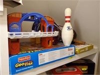 GROUP LOT- GEO TRAX, BOWLING PIN, RACKET, MISC