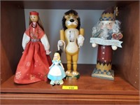 GROUP OF NUT CRACKERS, DOLLS, FIGURINES,