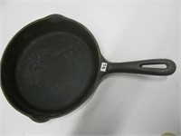 Cast Iron fry Pan-Finlay-- Carleton Place,Ont.