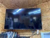 Samsung 55" flat screen TV w/wall mount