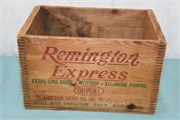 VINTAGE REMINGTON WOOD AMMO CRATE !-S-2