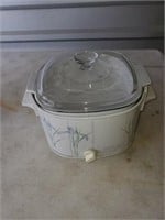crock pot with removable cassarole dish