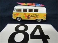 1962 VOLKSWAGON CLASSIC BUS WITH 60’S THEMED DESIT