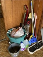 Vacuum & cleaning items