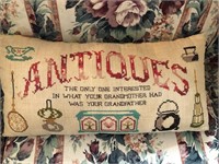Sampler Pillow "Antiques"