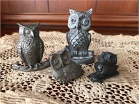 Lot pewter owls