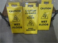 NEW Plastic Wet Floor Signs - qty 3